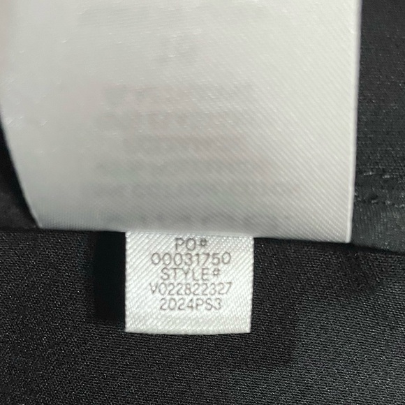 Vince Women's Slim Fit Capri Pant Black NWT - Picture 13 of 16